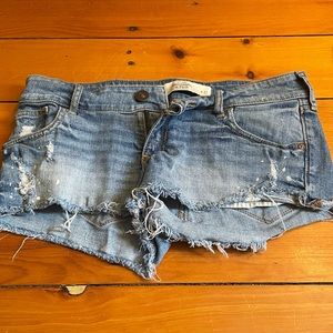 Abercrombie and Fitch low rise shorts. Size 4.